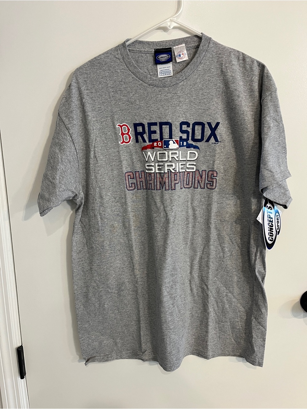 NWT Mens Size LG 2018 Boston Red Sox World Series Champs Tee Shirt
